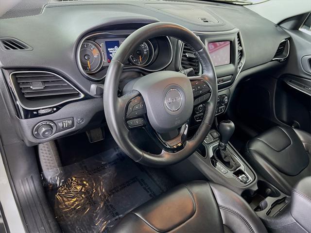 used 2020 Jeep Cherokee car, priced at $18,995