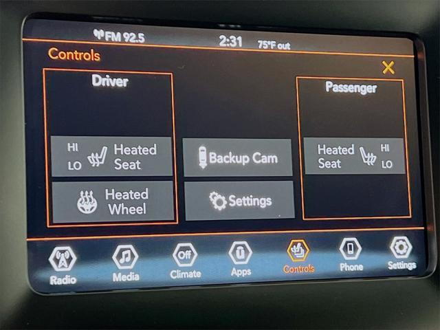 used 2020 Jeep Cherokee car, priced at $18,995