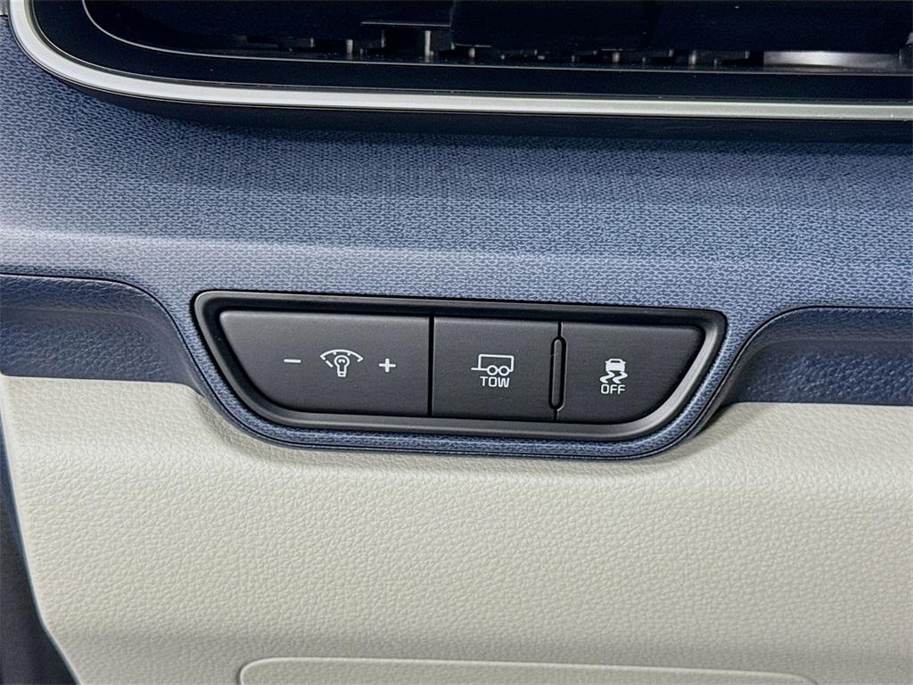 used 2026 Kia Carnival Hybrid car, priced at $46,995