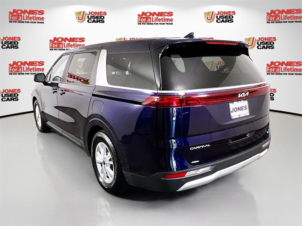 used 2023 Kia Carnival car, priced at $28,995
