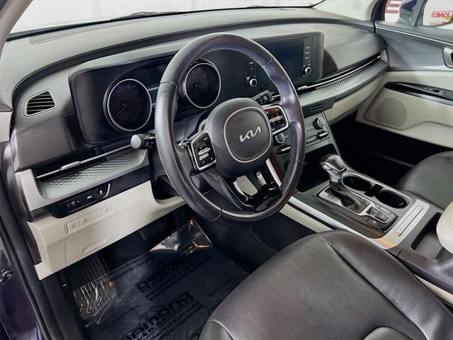 used 2023 Kia Carnival car, priced at $28,995
