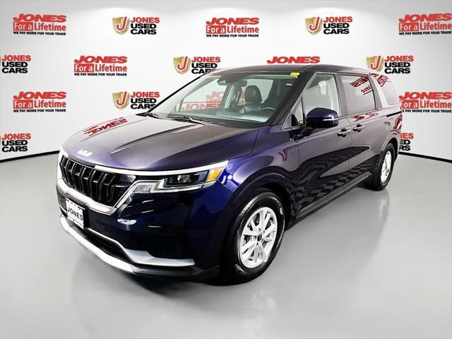 used 2023 Kia Carnival car, priced at $28,995