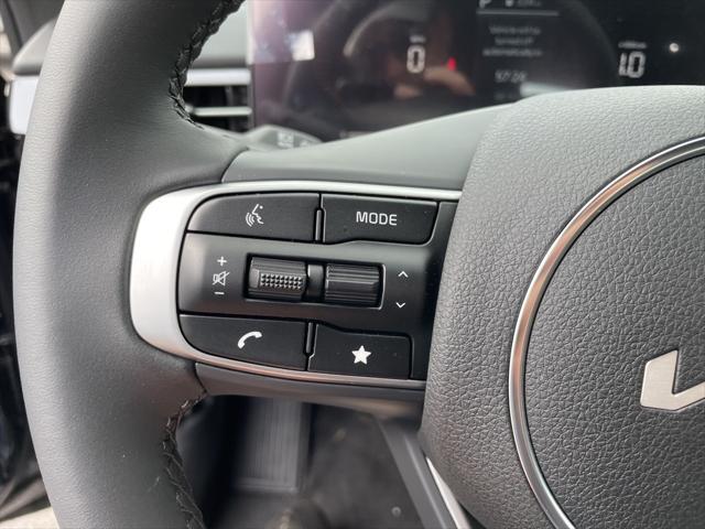 new 2025 Kia K5 car, priced at $29,657