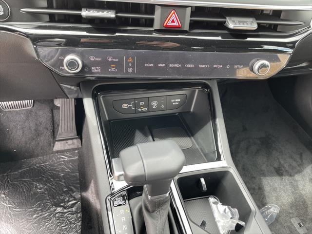 new 2025 Kia K5 car, priced at $29,657
