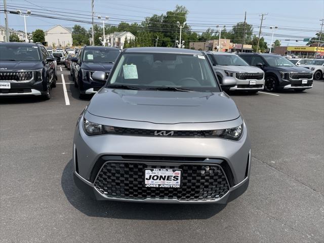 new 2025 Kia Soul car, priced at $25,201