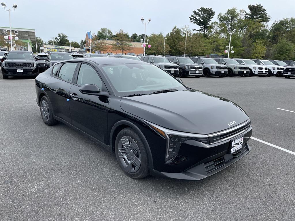 new 2025 Kia K4 car, priced at $22,371