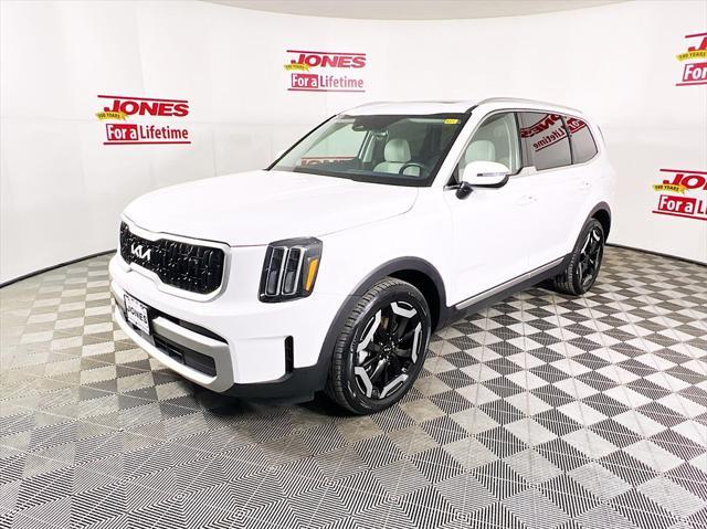 used 2023 Kia Telluride car, priced at $35,998