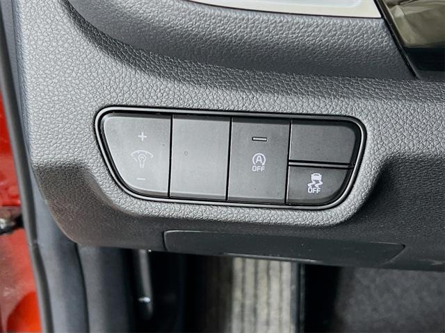 used 2024 Kia Seltos car, priced at $25,595