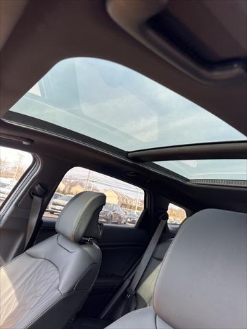 new 2025 Kia Sportage car, priced at $33,528