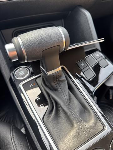 new 2025 Kia Sportage car, priced at $33,528