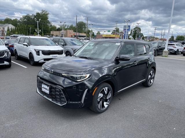 new 2025 Kia Soul car, priced at $27,121