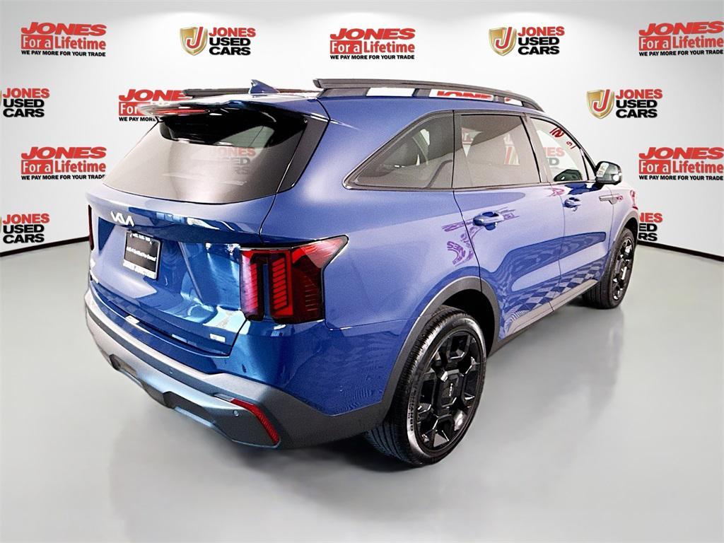 used 2024 Kia Sorento car, priced at $38,498