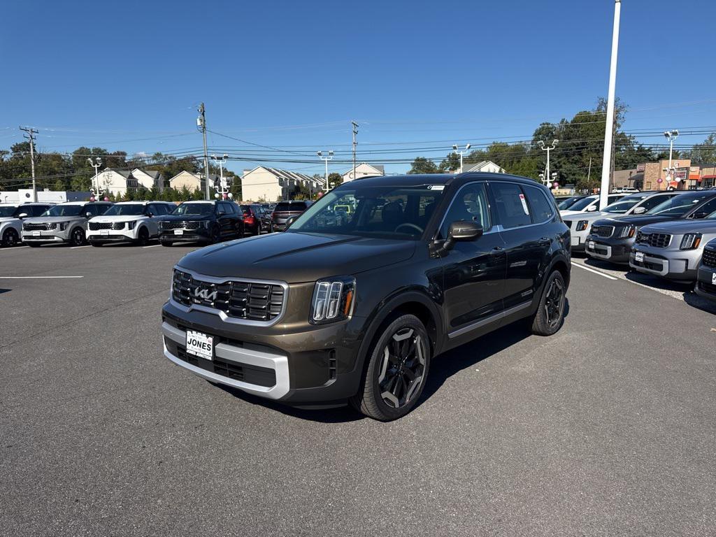 new 2025 Kia Telluride car, priced at $41,058