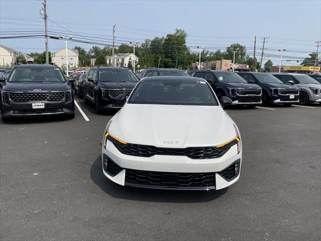 new 2025 Kia K5 car, priced at $30,607