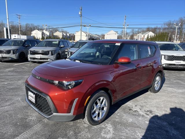 new 2025 Kia Soul car, priced at $21,095