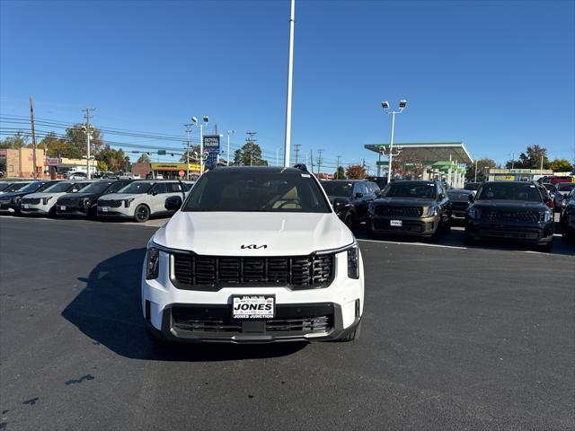 new 2025 Kia Sorento car, priced at $45,998