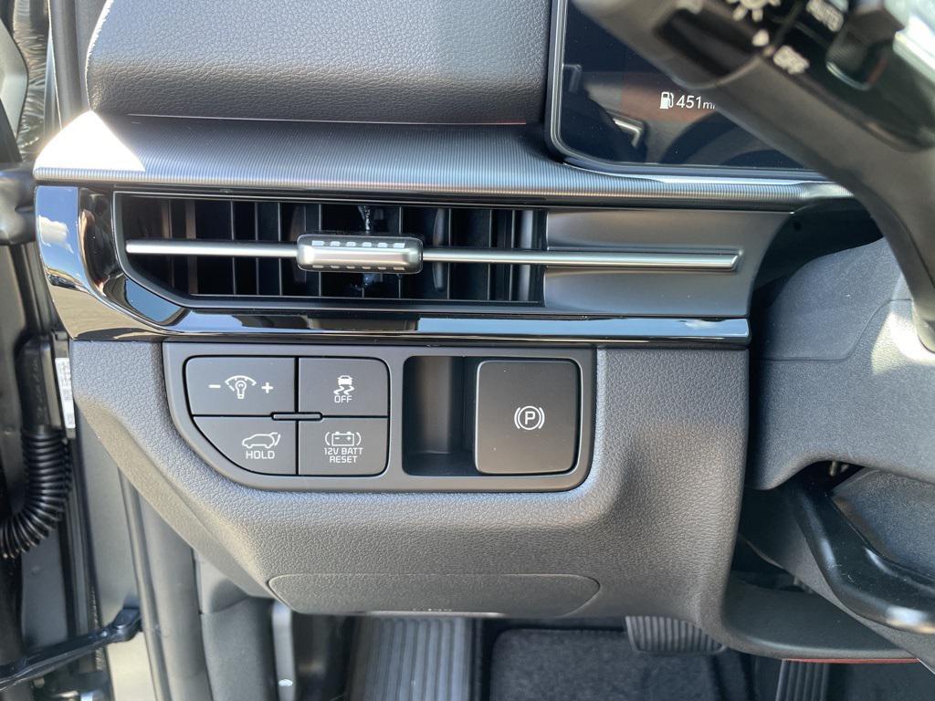 new 2026 Kia Sportage Hybrid car, priced at $42,560