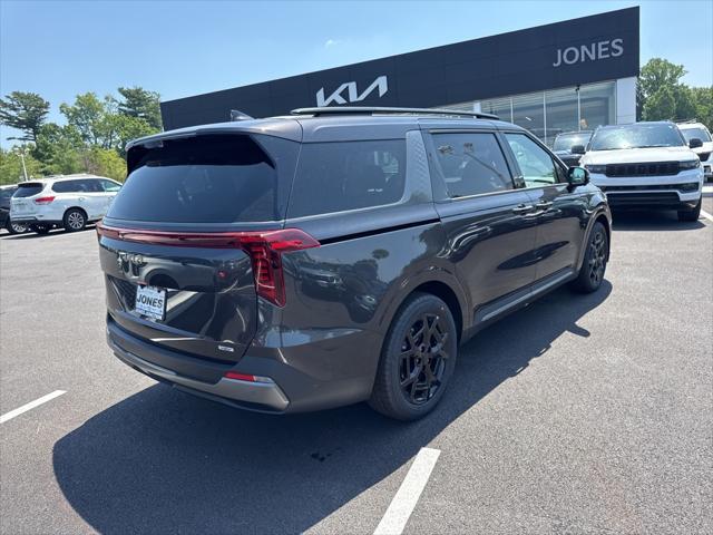 new 2026 Kia Carnival Hybrid car, priced at $52,294