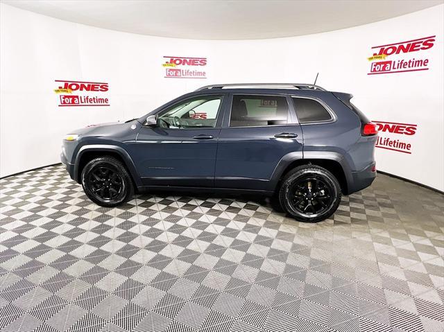 used 2016 Jeep Cherokee car