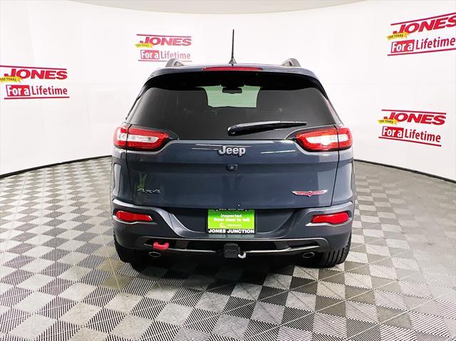 used 2016 Jeep Cherokee car