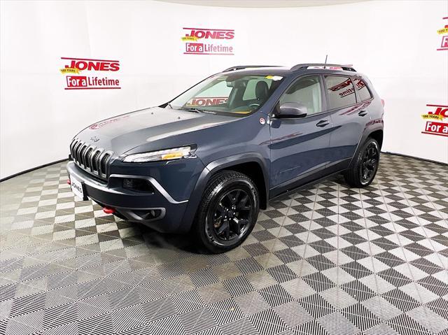 used 2016 Jeep Cherokee car