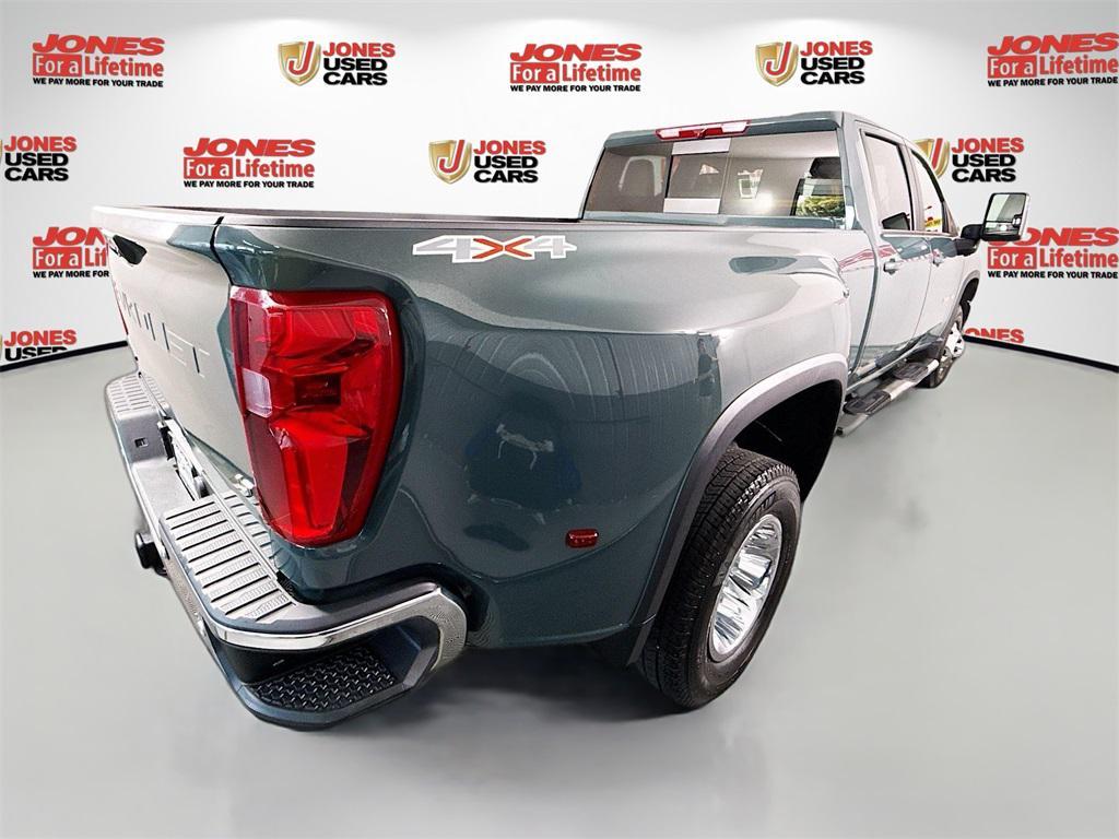 used 2025 Chevrolet Silverado 3500 car, priced at $63,998