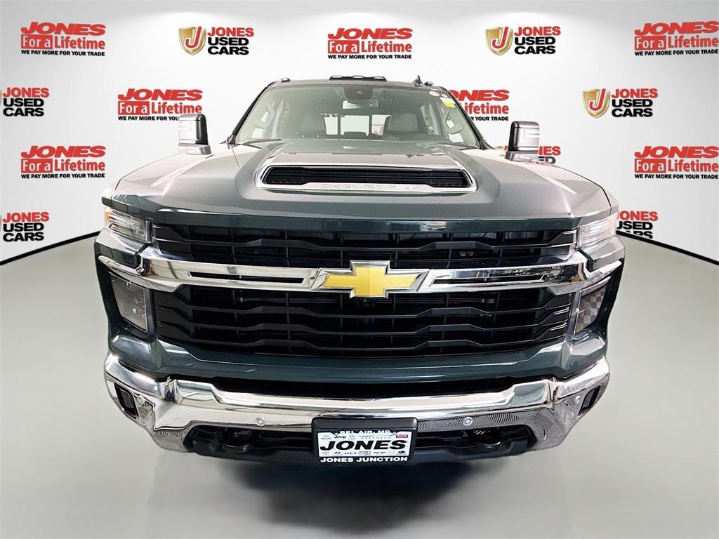 used 2025 Chevrolet Silverado 3500 car, priced at $63,998