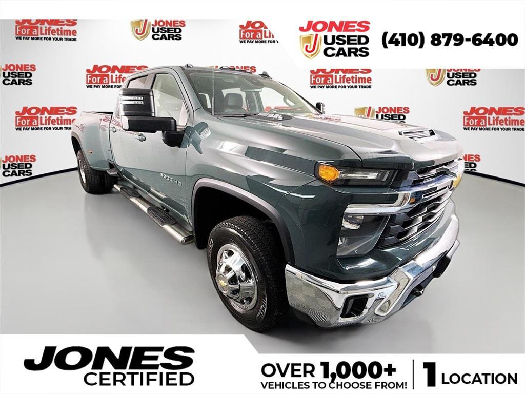 used 2025 Chevrolet Silverado 3500 car, priced at $63,998