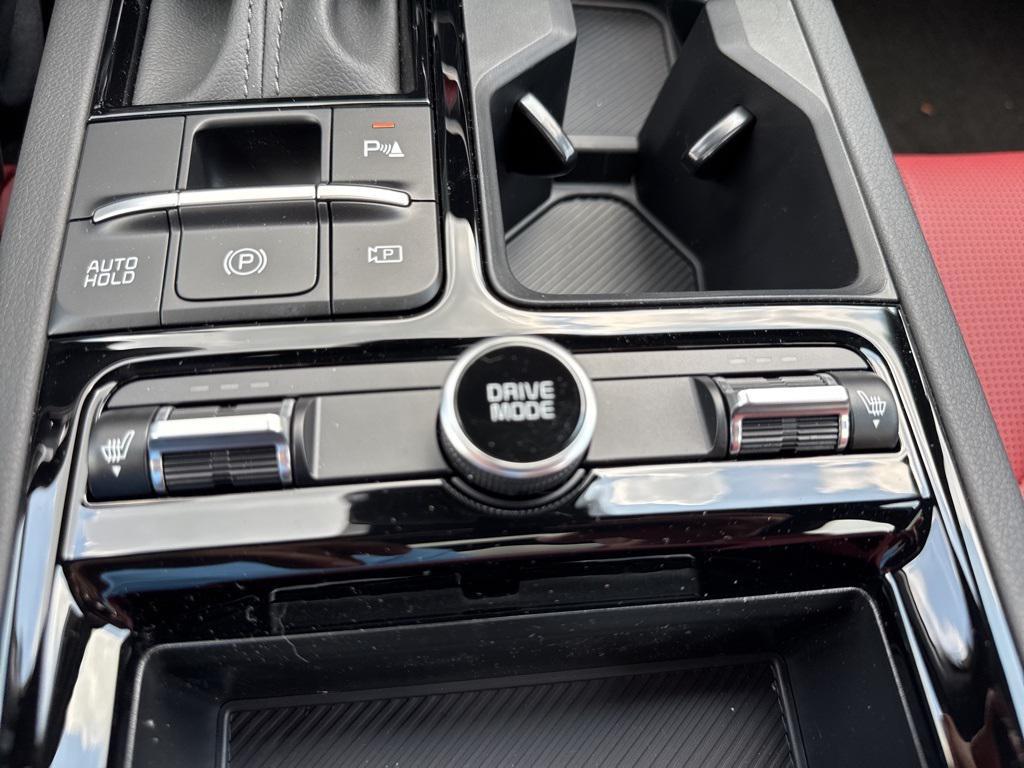 new 2025 Kia K5 car, priced at $30,880