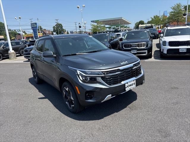 new 2025 Kia Seltos car, priced at $28,576
