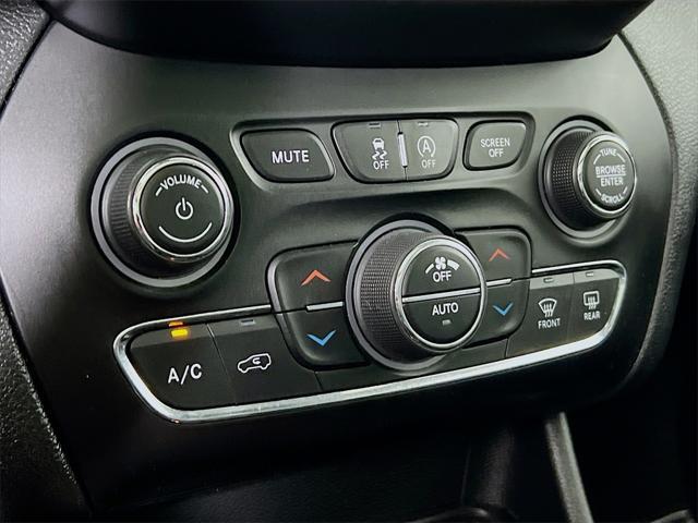 used 2021 Jeep Cherokee car, priced at $24,998