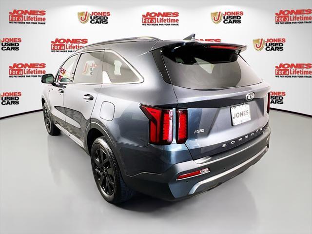 used 2021 Kia Sorento car, priced at $21,995
