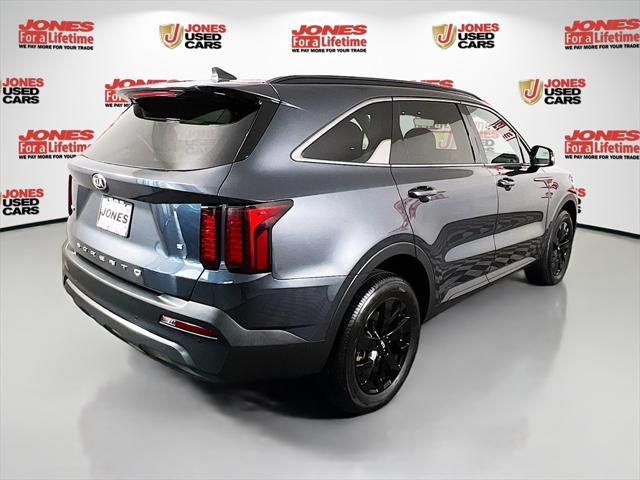 used 2021 Kia Sorento car, priced at $21,995