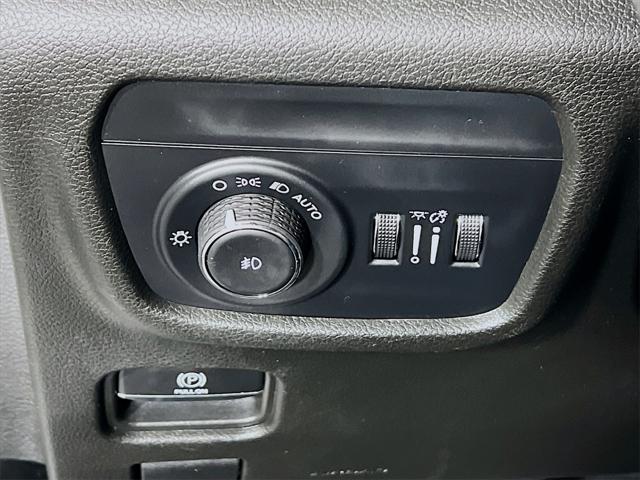 used 2023 Jeep Grand Cherokee car, priced at $36,998