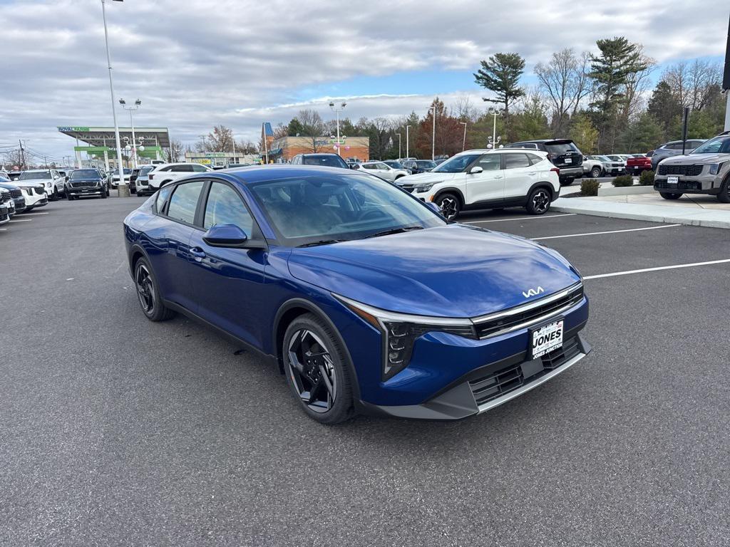 new 2025 Kia K4 car, priced at $24,409