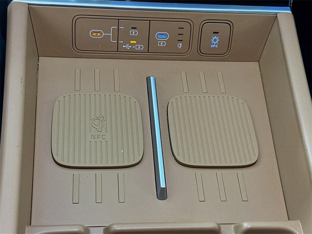 used 2024 Hyundai Santa Fe car, priced at $38,469