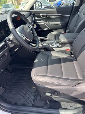 new 2025 Kia Telluride car, priced at $42,672