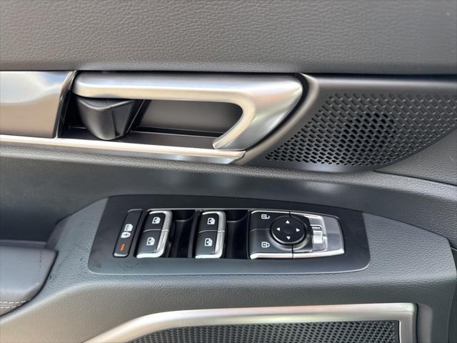 new 2025 Kia Telluride car, priced at $42,672