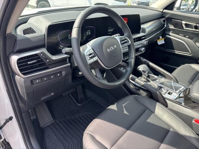 new 2025 Kia Telluride car, priced at $42,672