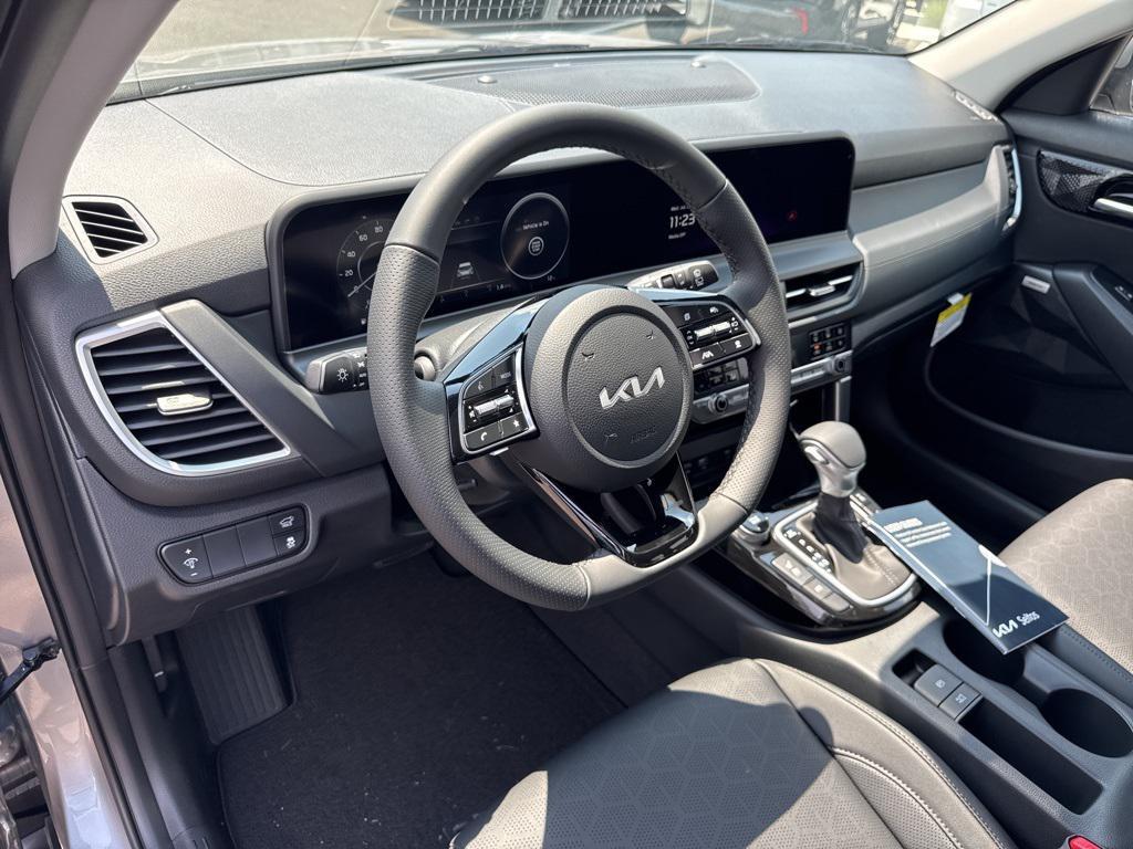 new 2026 Kia Seltos car, priced at $32,405
