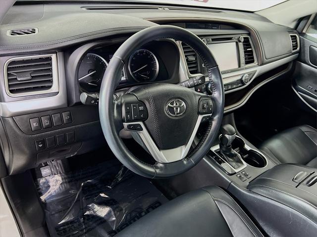 used 2018 Toyota Highlander car, priced at $27,998