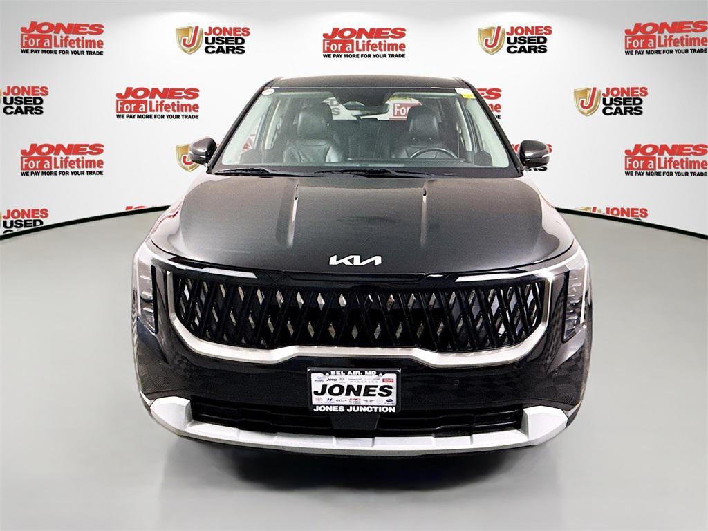 used 2025 Kia Carnival car, priced at $36,998