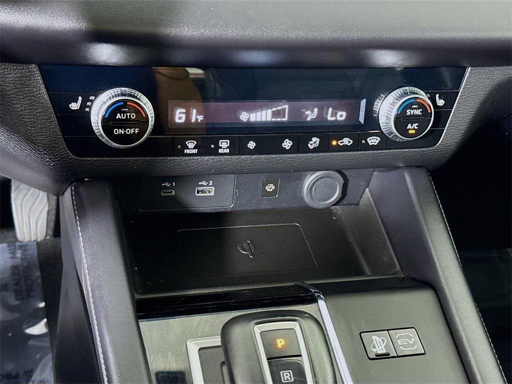 used 2023 Mitsubishi Outlander PHEV car, priced at $29,980