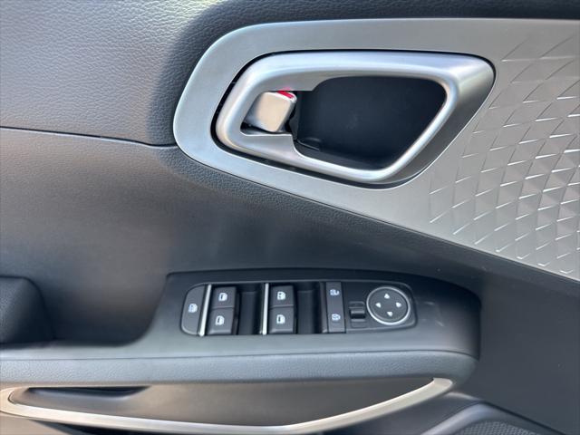 new 2025 Kia Soul car, priced at $21,202