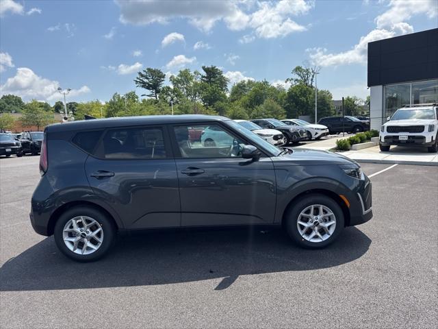 new 2025 Kia Soul car, priced at $21,202
