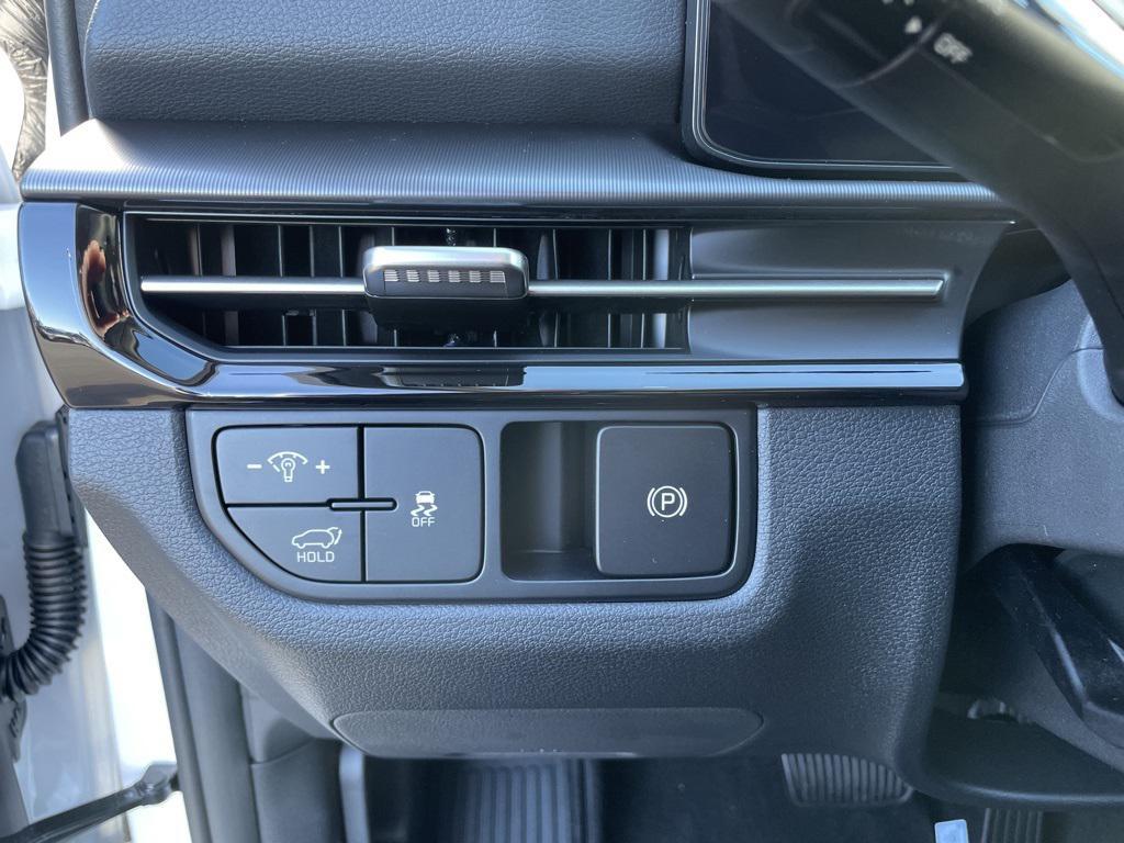 new 2026 Kia Sportage car, priced at $32,040