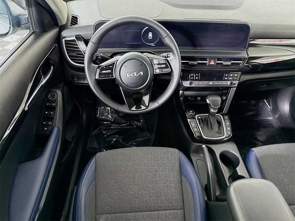 used 2024 Kia Seltos car, priced at $23,998