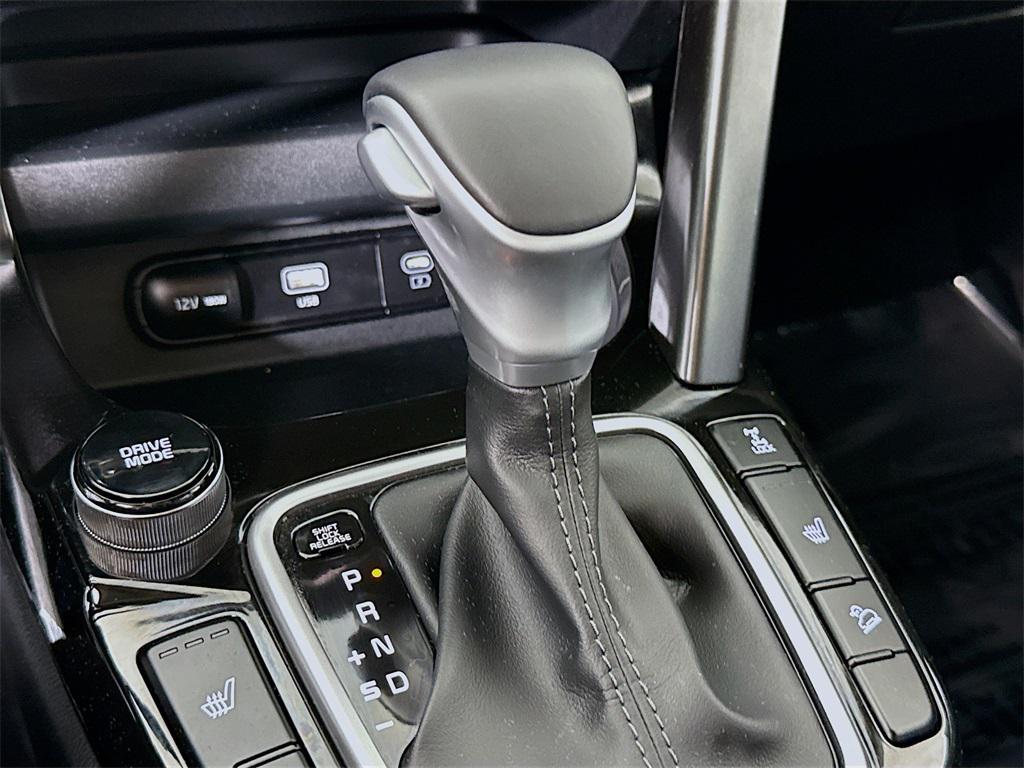 used 2024 Kia Seltos car, priced at $23,998