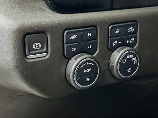 used 2022 Chevrolet Silverado 1500 car, priced at $39,995