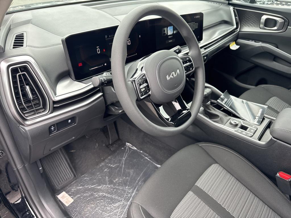 new 2025 Kia Sorento car, priced at $32,695